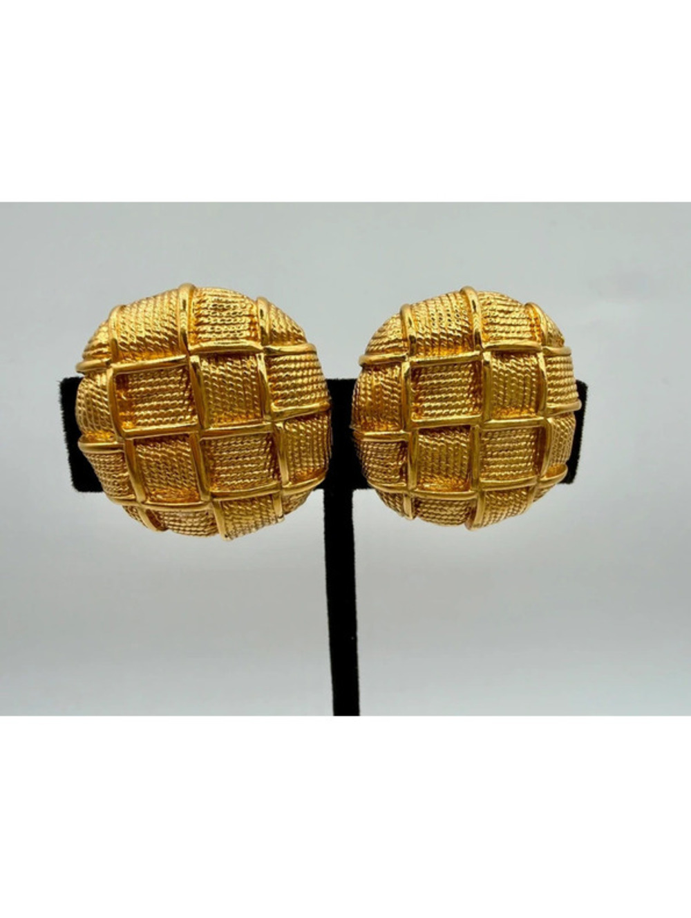 Vintage Napier Gold Tone Basket Weave Clip On Earrings